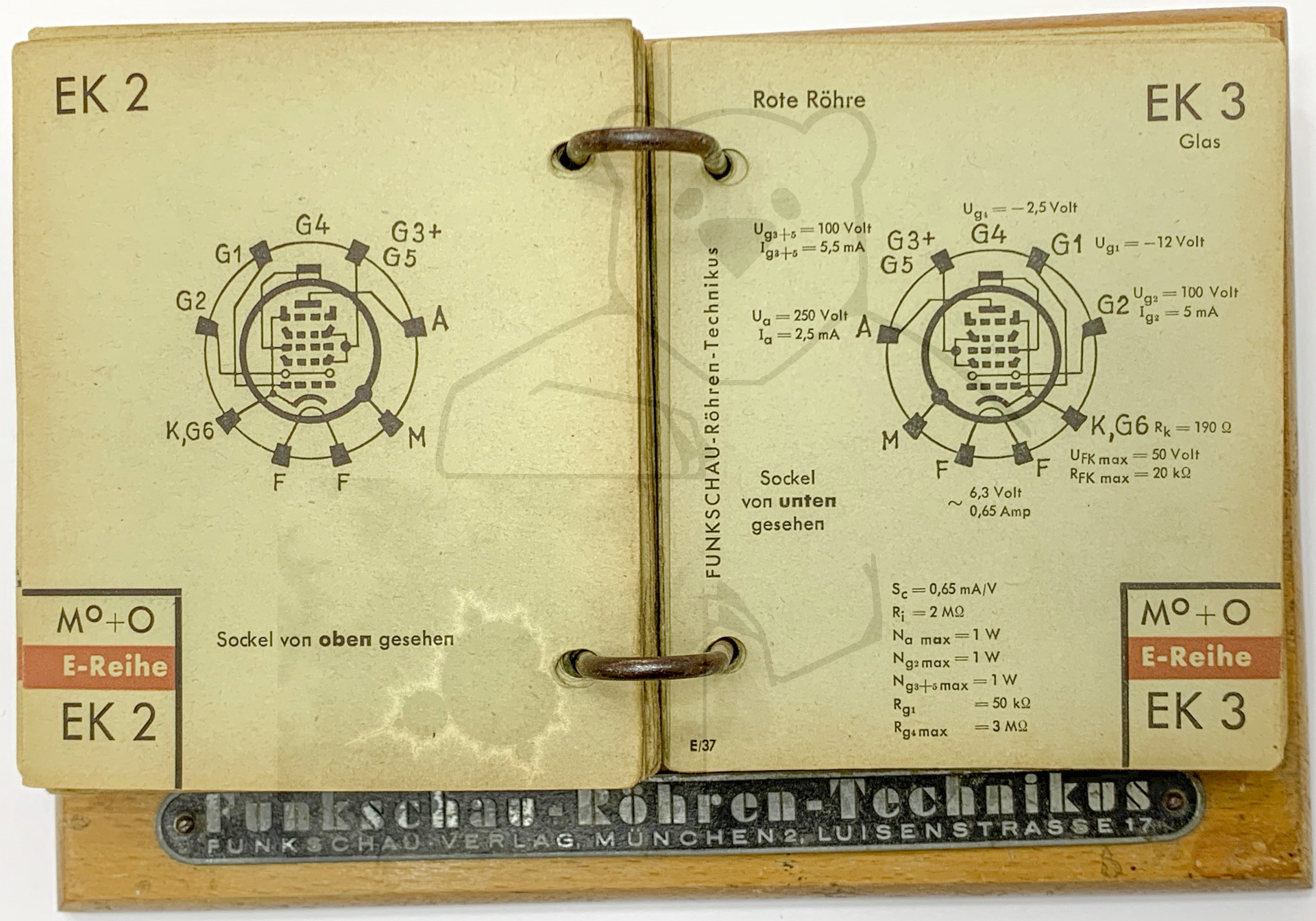 Funkschau Röhren Technikus (1943) - Sockel der EK2 und Beschreibung der EK3